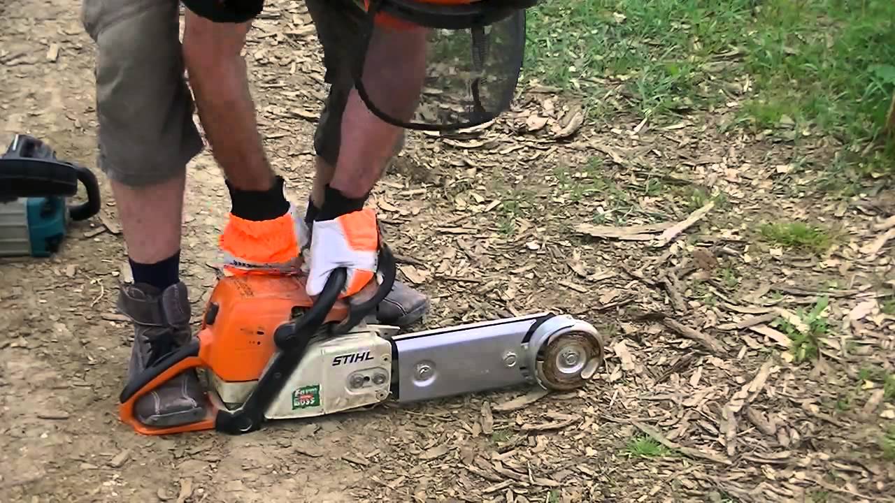 Makita DCS230T és Stihl MS290, a film, ami nem sikerült