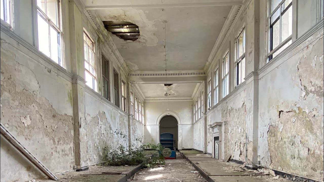 Stoke on Trent’s beautiful abandoned mansion (abandoned places uk)