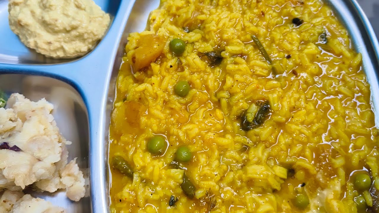 Saturday ko # khichdi # ka maja lijiye# viral # video 