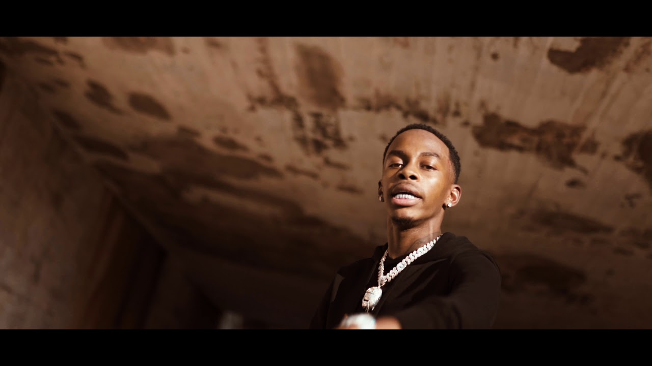 Action Pack - Dis & Dat Feat. Co Cash