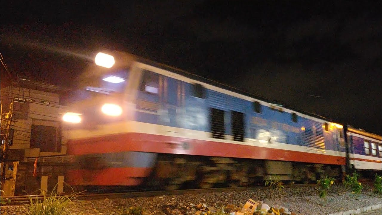 [ Tàu Tết 2026 ] D19E-937 kéo tàu #D2 | 19:26 - 15/2/2026