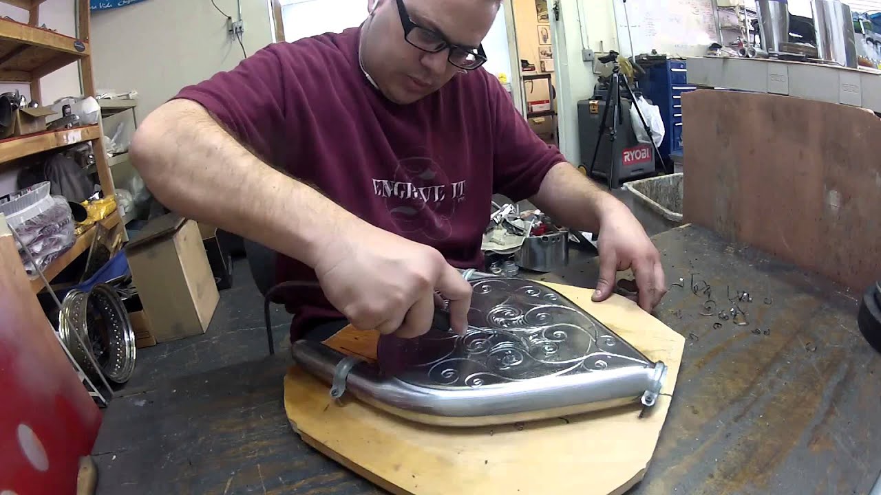 Hernan D'Aloia's Time-Lapse Impala Wishbone Engraving