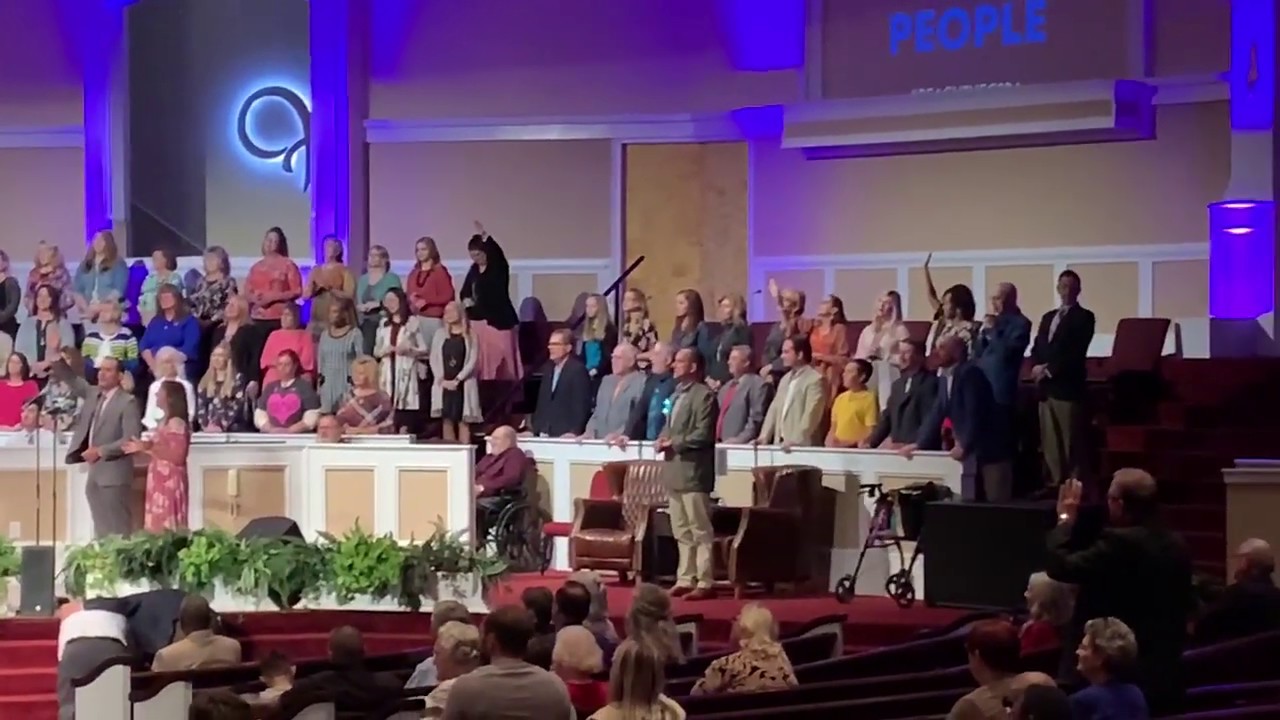 Rev. CT & Mrs. Becky Townsend with VBC Singing 23Rd Psalms