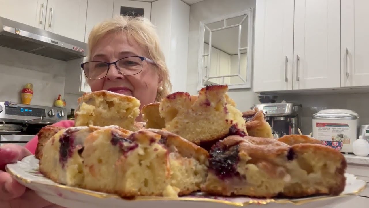 ЯБЛОЧНЫЙ ПИРОГ--  БЫСТРЫЙ, ВОЗДУШНЫЙ И ОЧЕНЬ ВКУСНЫЙ!               ЯБЛОЧНЫЙ ПИРОГ ТАЮЩИЙ ВО РТУ!