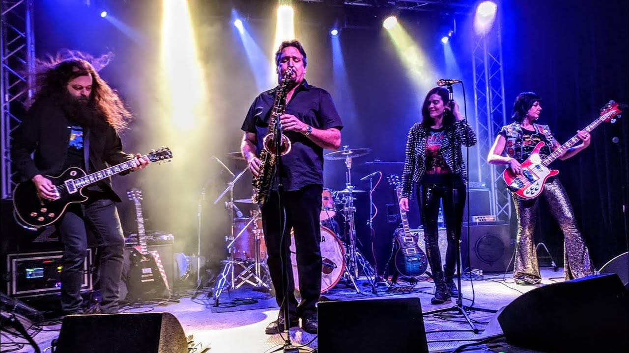 AISHA feat. Tom E. Politzer- War (Bob Marley Cover) 2/18/20 High Dive Seattle