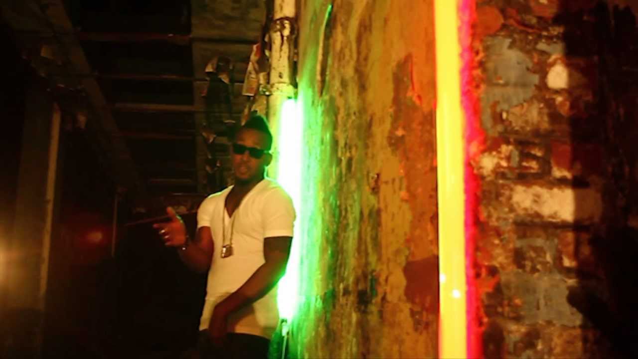 181-BURAK YETER TV - BURAK YETER FT.HOT ROD - MR INTERNATIONAL