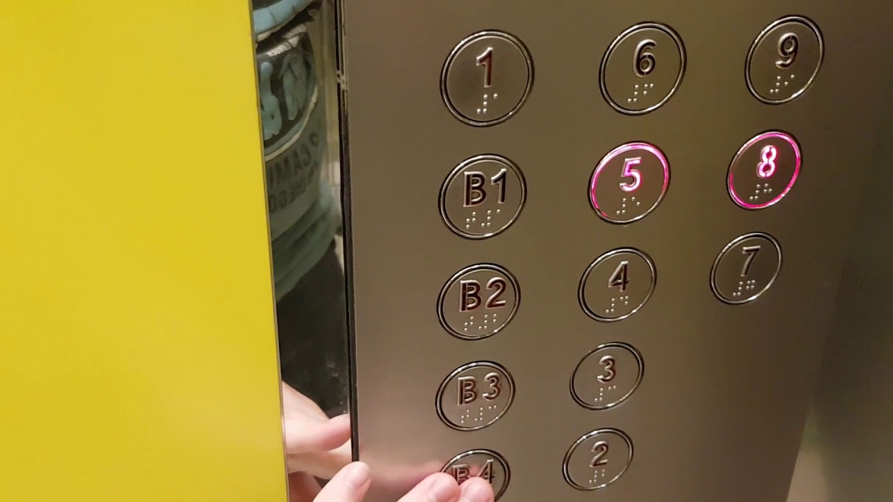 Broken Fujitec Elevator at City Square Mall (RETAKE)