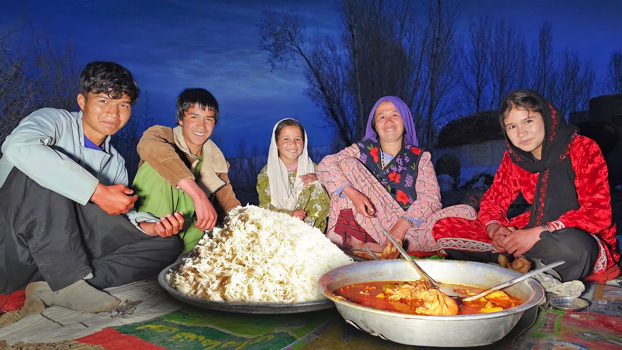 🔥 Juicy Chicken Qorma & Rustic Farming in Afghanistan Village | Life in Bamyan 🇦🇫