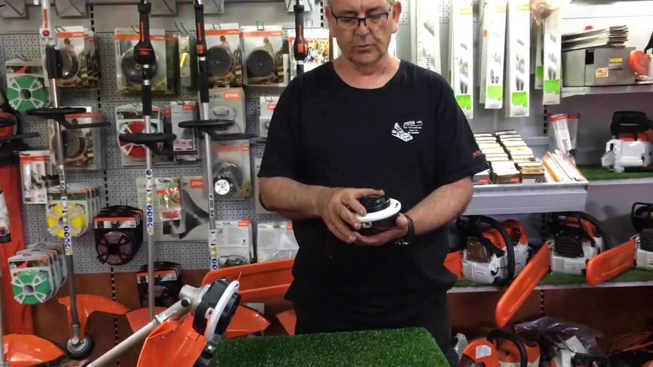 רמי שטילמן מדגים הטענת חוט חרמש בקסטה How to feed& replace line for STIHL Trimmer Head AutoCut 26-2C