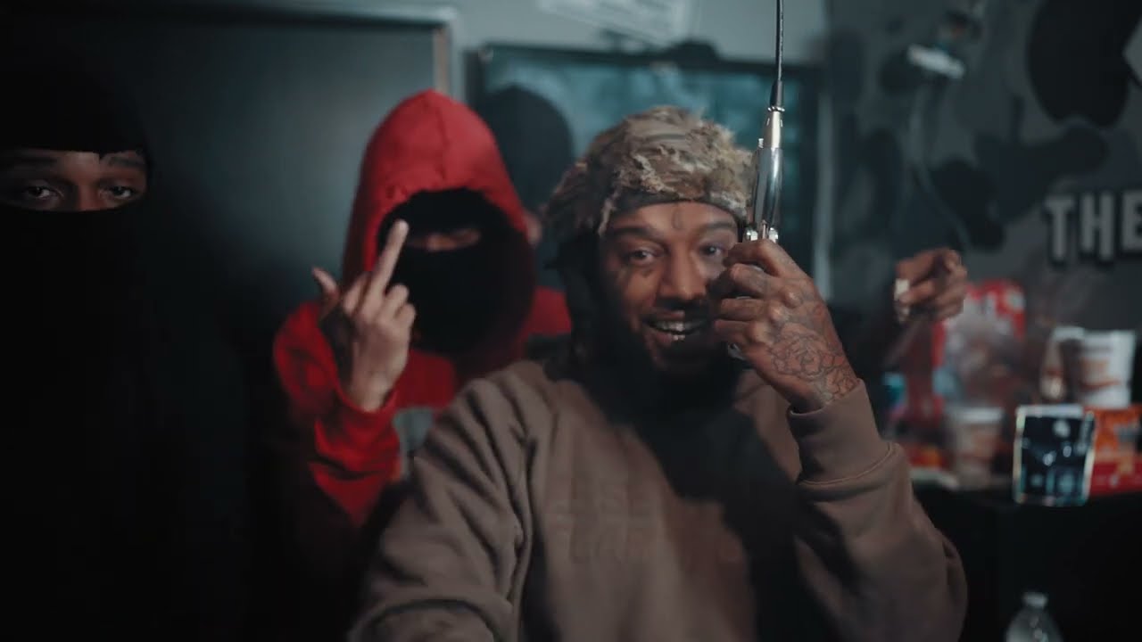 Big Flock In The Kitchen • Lick Back