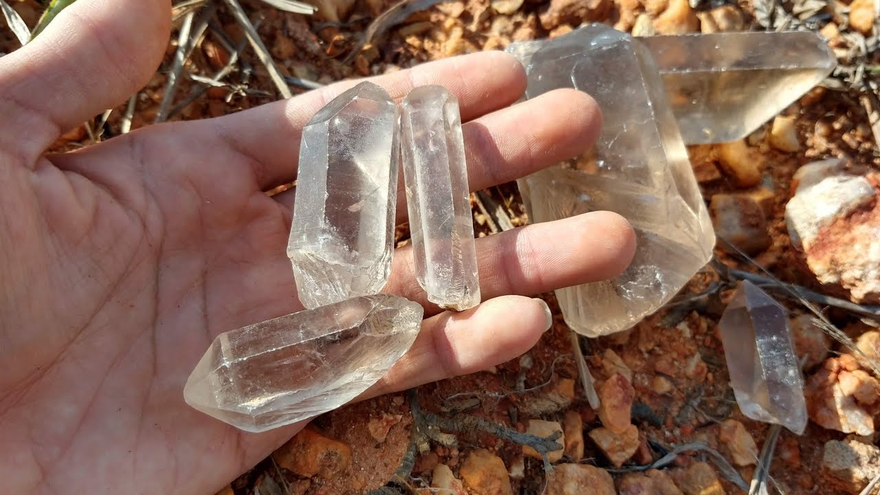 Como encontrar cristais na natureza ?