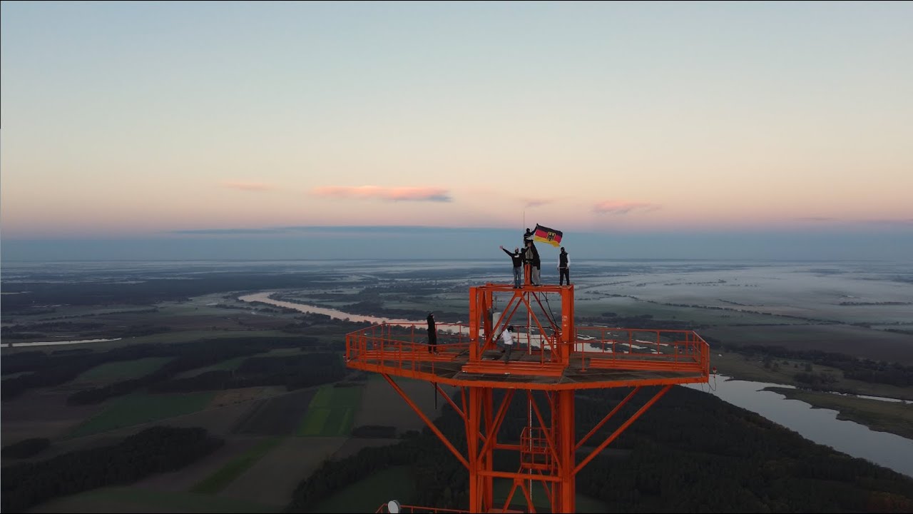 8 GUYS SUNRISE CLIMB |344m sunrise climb| Drone, Insta 360, Gopro