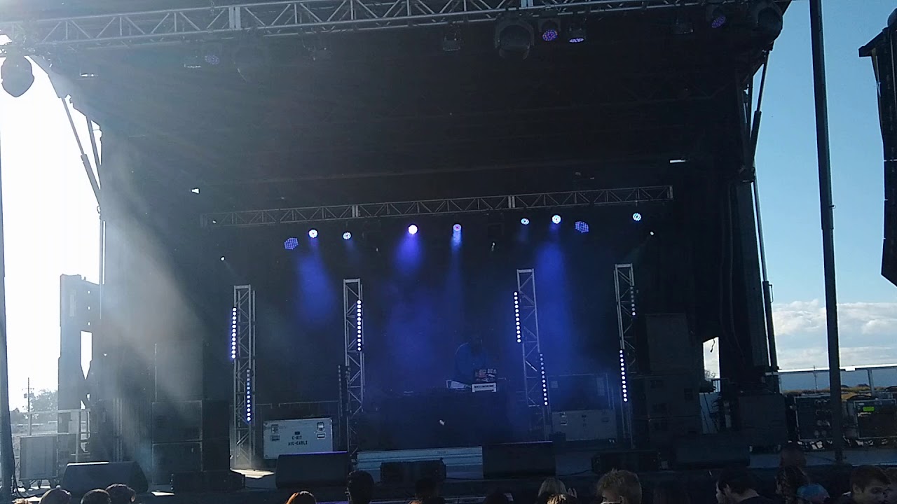 Hotbox Farm live Concert with Snoop Dogg