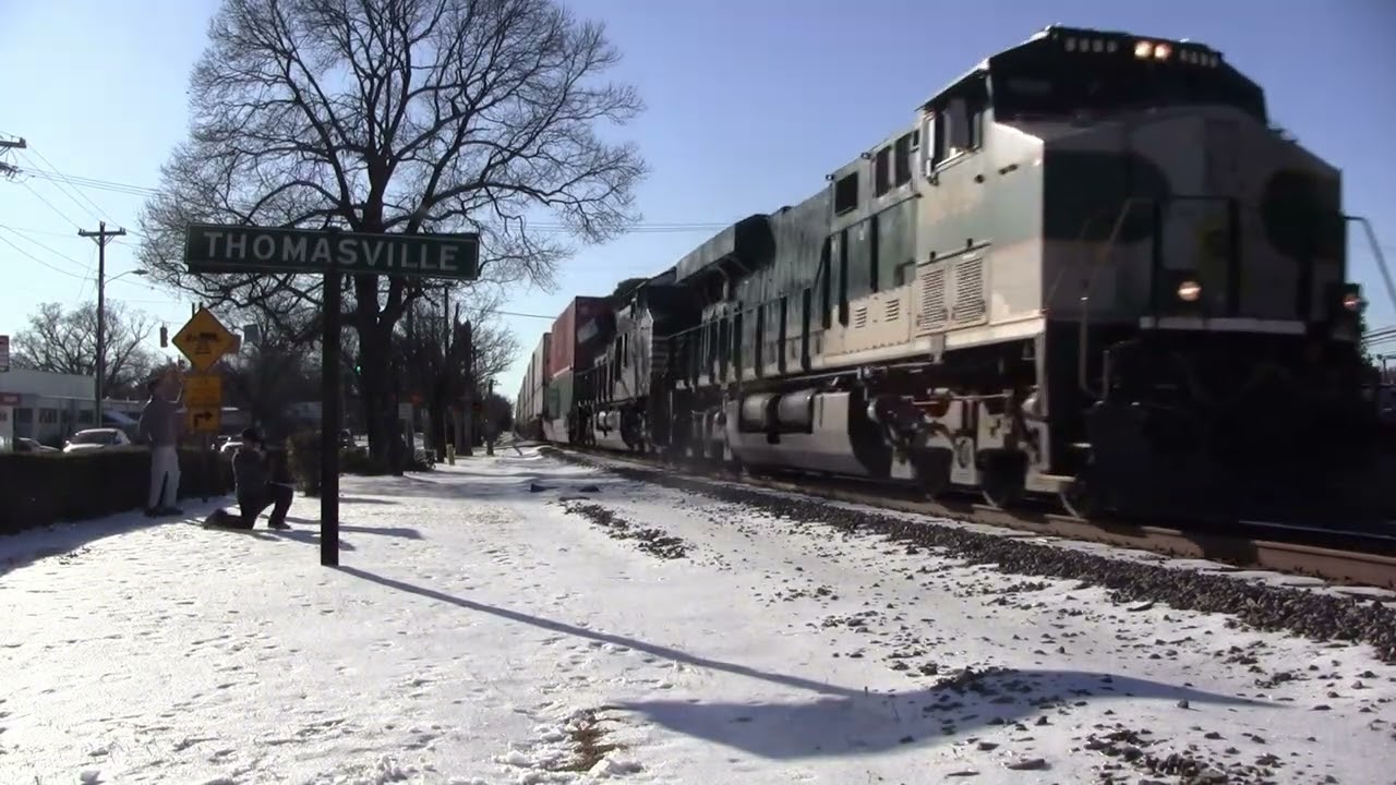 NS 28R with 8099 in the lead! KCS leading 24X!!! 73!! 72!!!