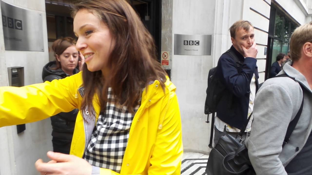 Sophie Ellis-Bextor at BBC Radio 2 London 19 08 2016 (2)