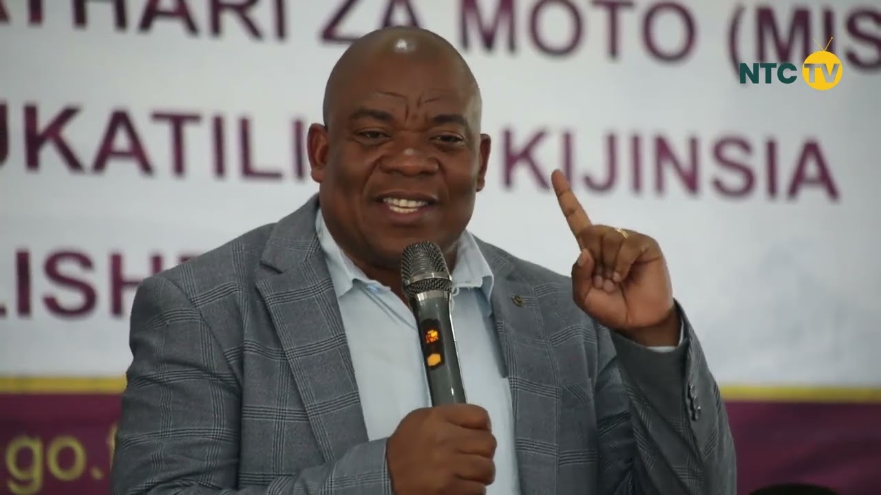 HOTUBA YA MHE.MTAKA KWA WENYEVITI WA VIJIJI NA MITAA - MKAZITUMIE NAFASI ZENU KULETA MAENDELEO.