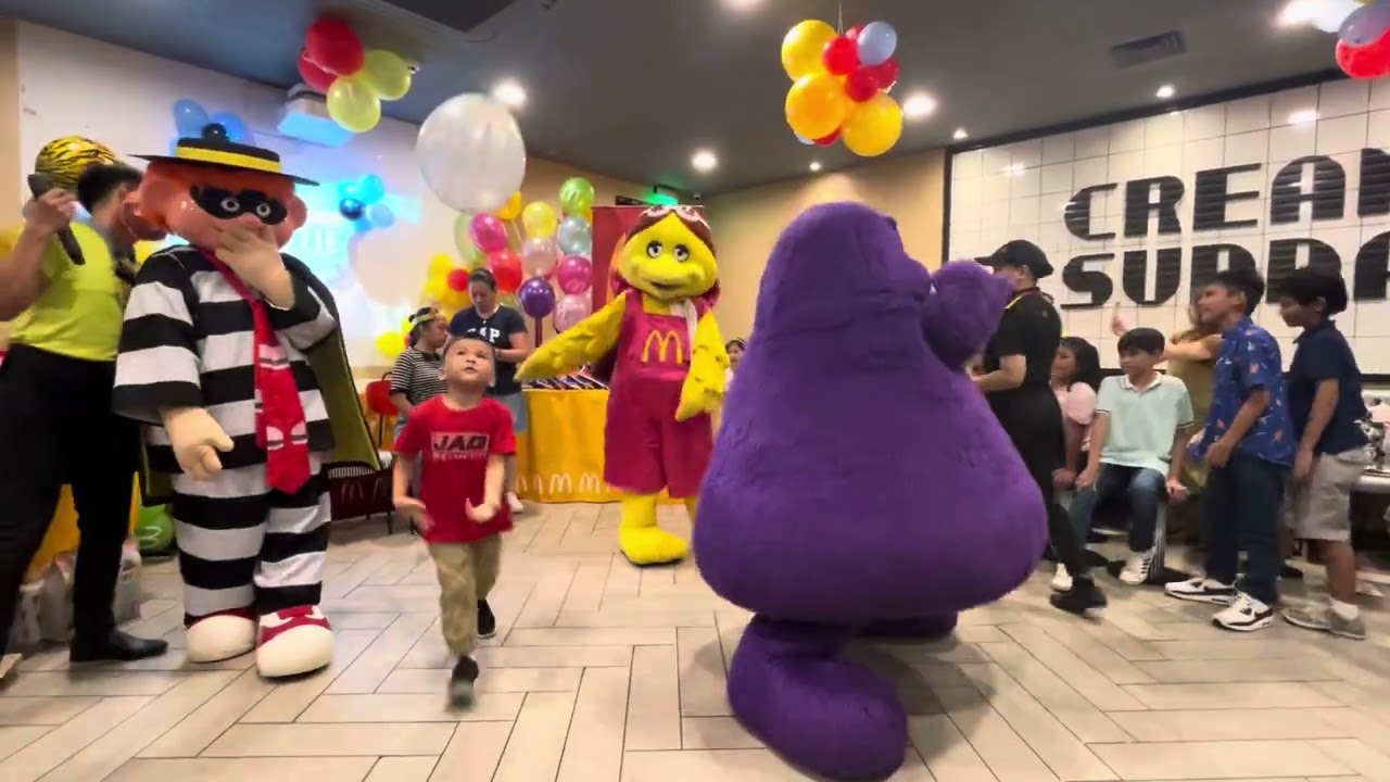 Mcdonalds mascot