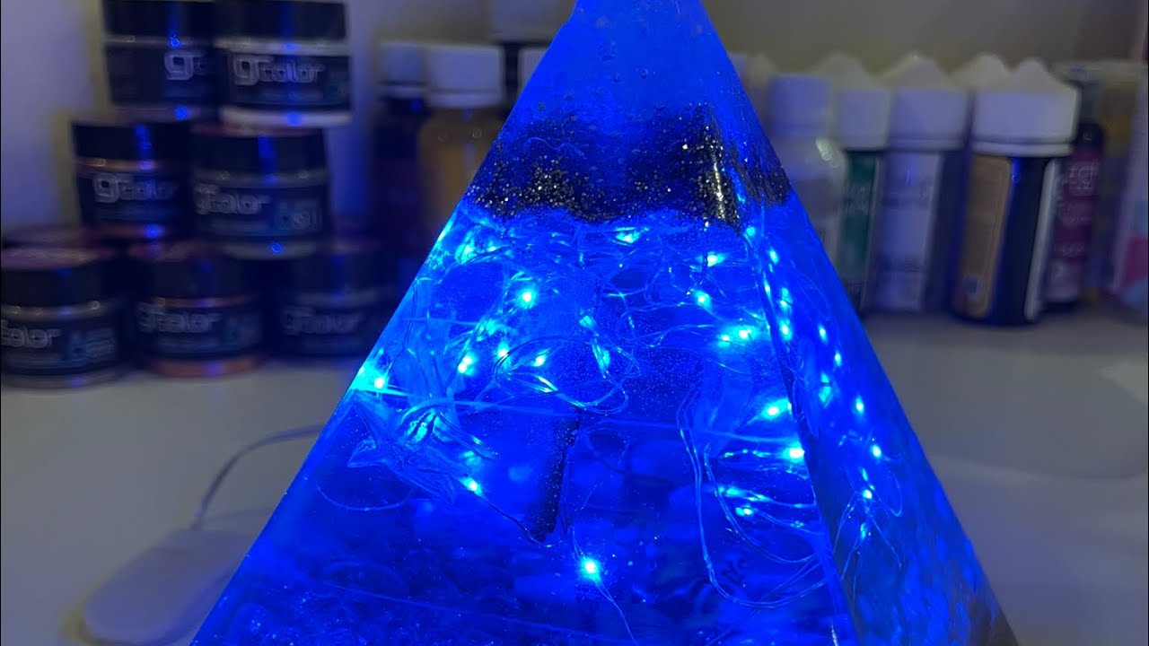 طريقة سكب الريزن على مراحل ، التخلص من الفقاعات ، وعمل اكواريوم ريزن 'Resin aquarium #ريزين #resin