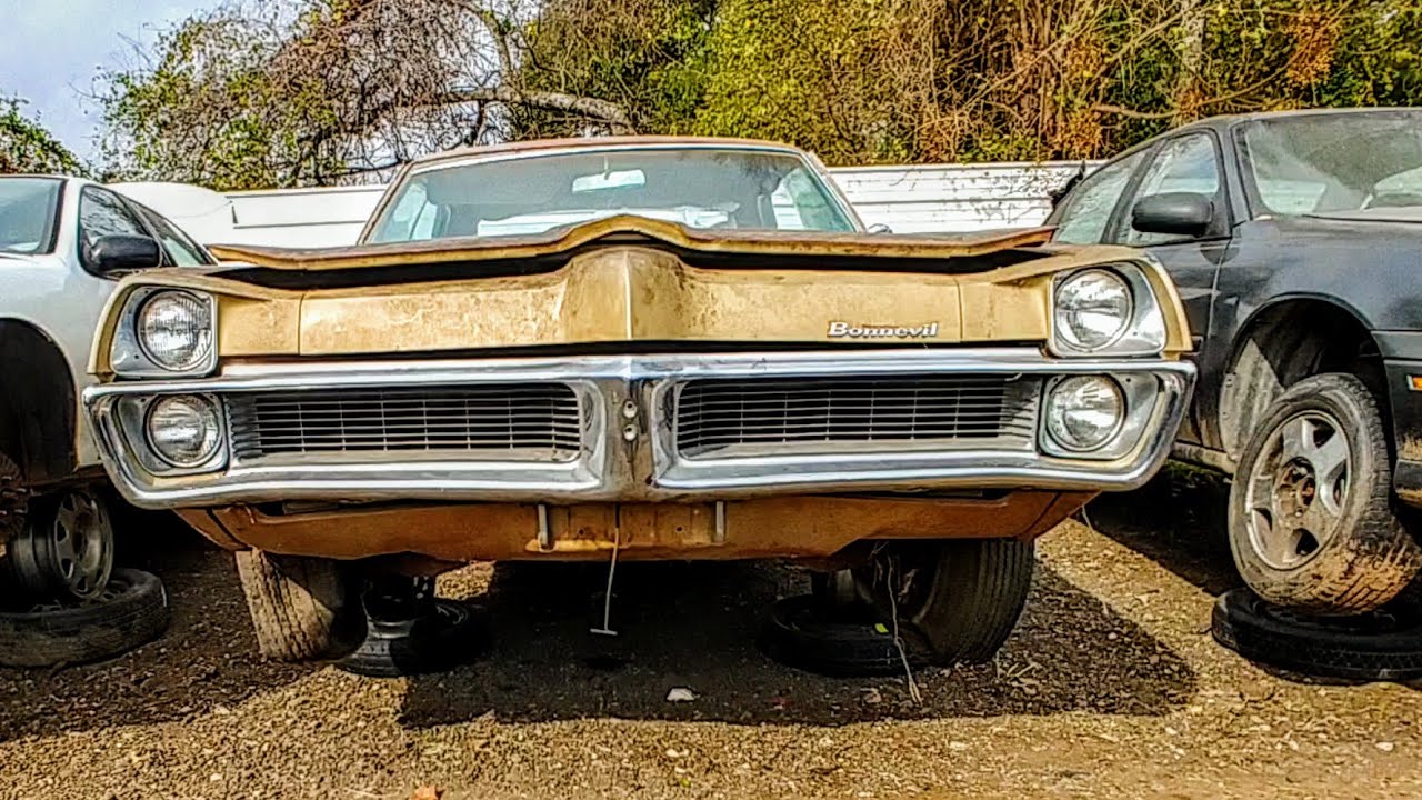 My little Poncho Adventure. 1967 Pontiac Bonneville Junkyard Find