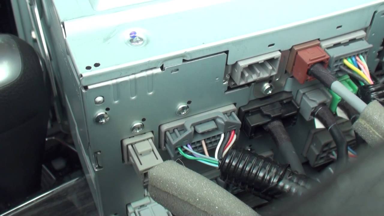 新型オデッセイ　ナビの取り外し方