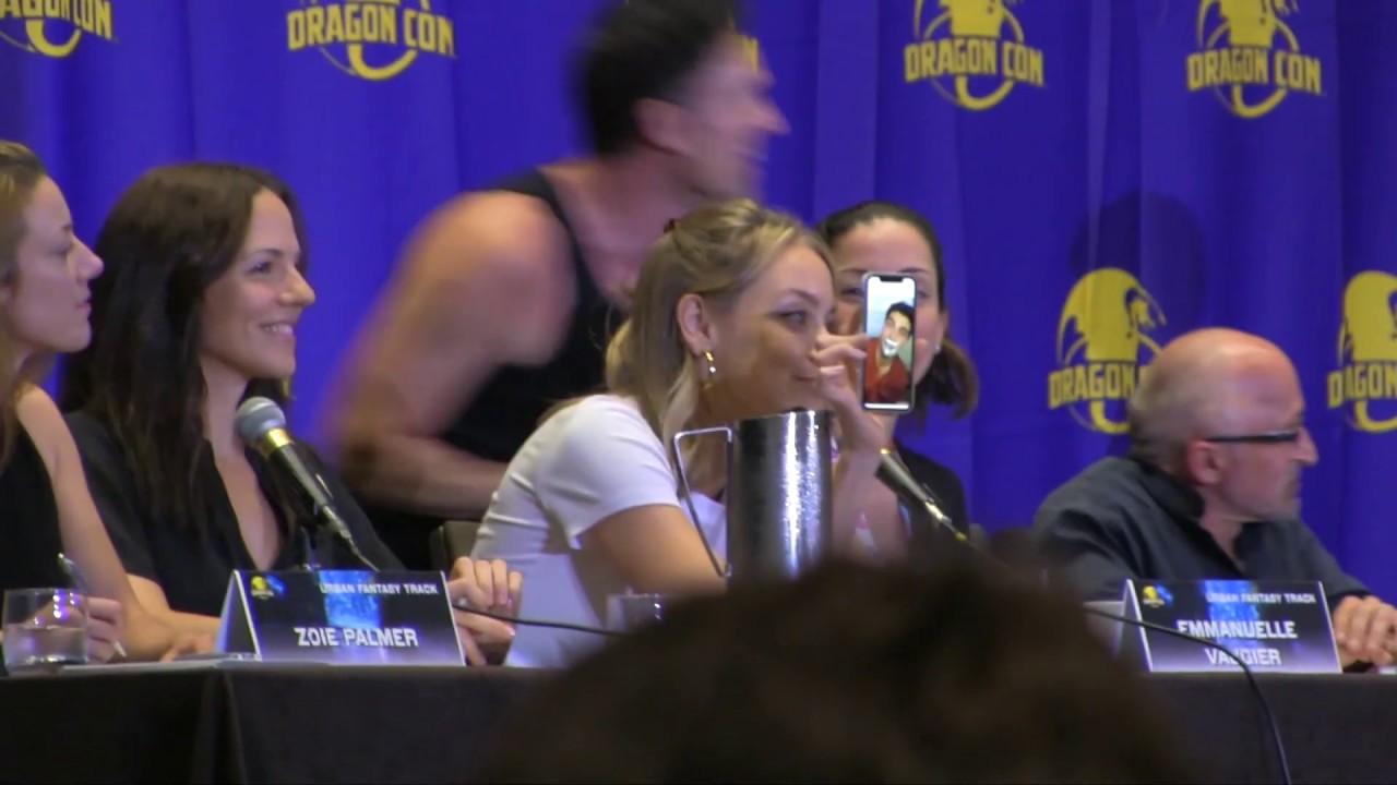 Syfy's Lost Girl Reunion Panel Dragon Con 2018