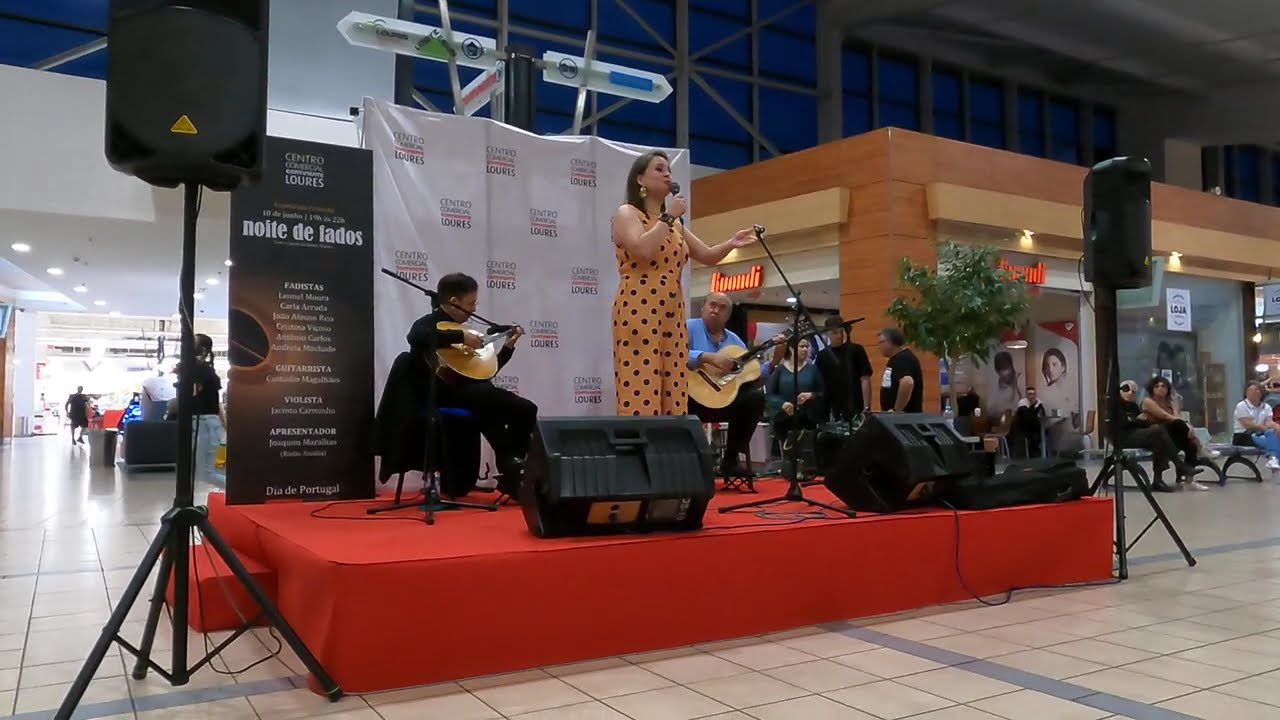 Saudades do Futuro (Fado Zeca) by Andreia Machado