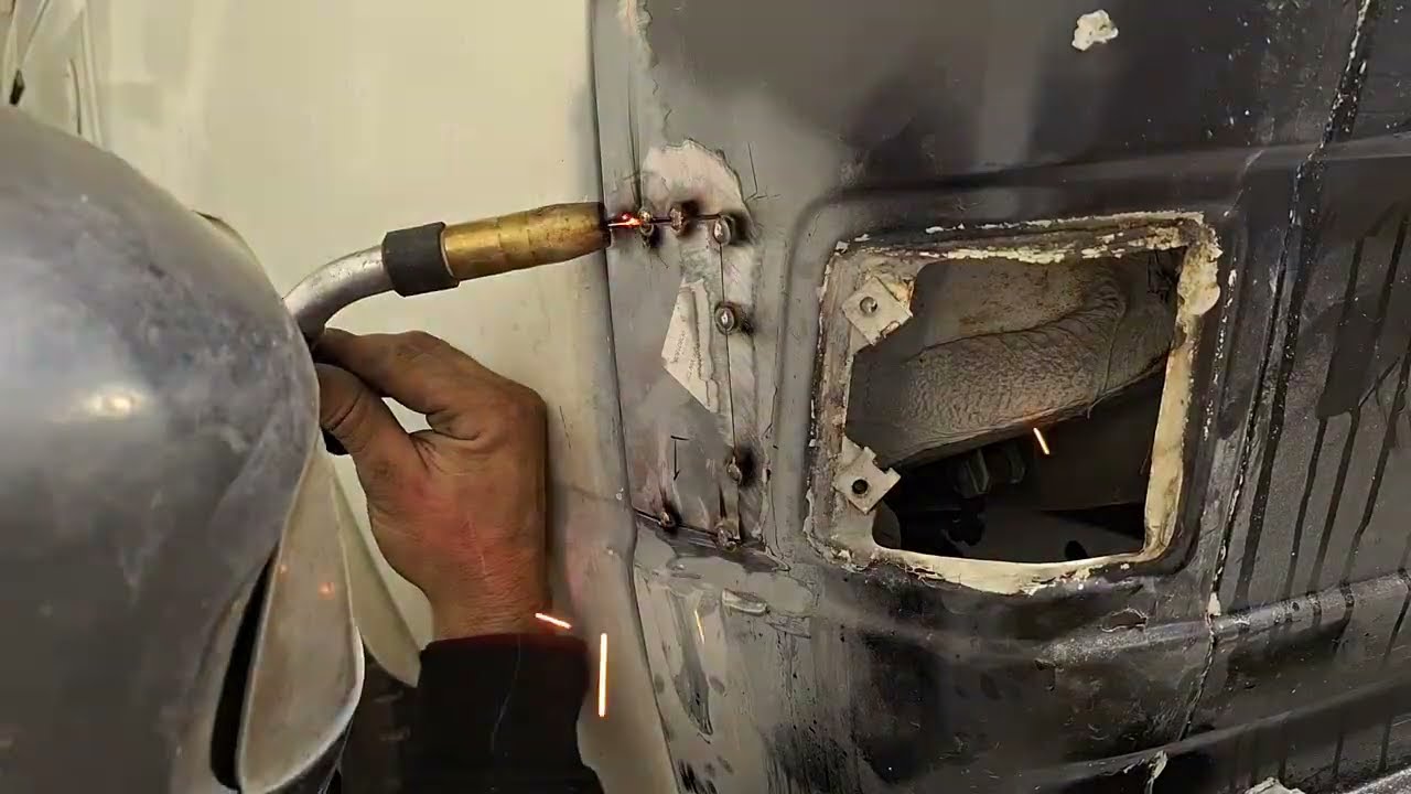 1990 VW Vanagon - Panel welding part 1