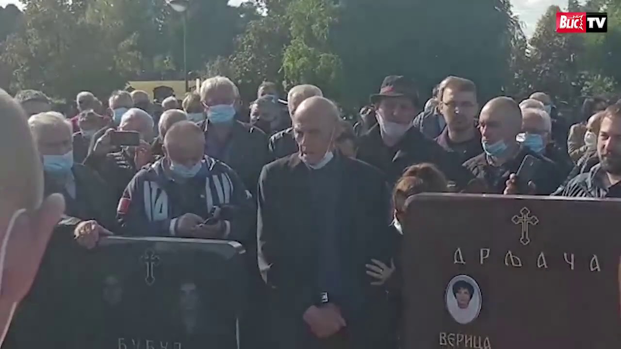 SAHRANJEN BORA DRLJAČA Sin održao potresan govor: 
