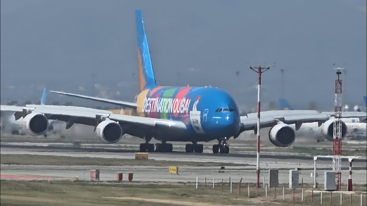 Takeoffs and landings, (A380,A350,B777,A330N,A321) at Barcelona Airport 🇪🇸 (Josep Tarradellas). 