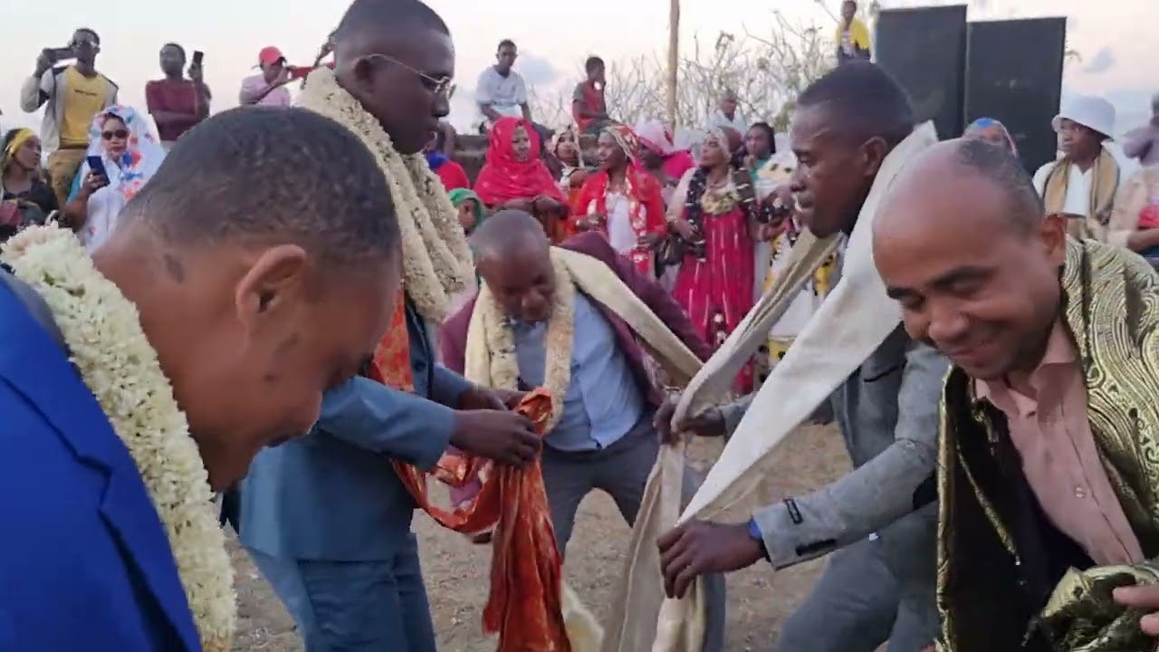Tam-Tam de boeuf Avec Asmum de Nioumachoi