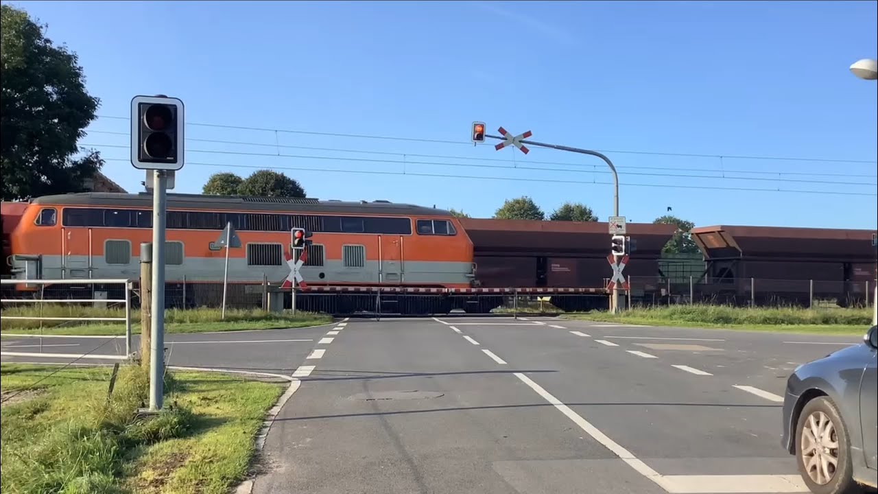 Spoorwegovergang Emmerich 🇩🇪//German Railroad Crossing// Westfalendampf