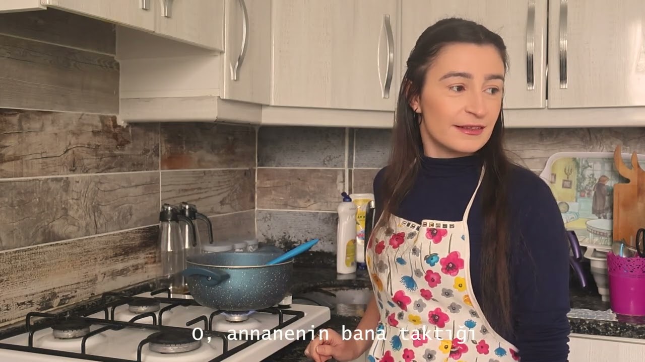 VİTRİN CAMINDAKİ ÇATLAK - KISA FİLM (2026) 
