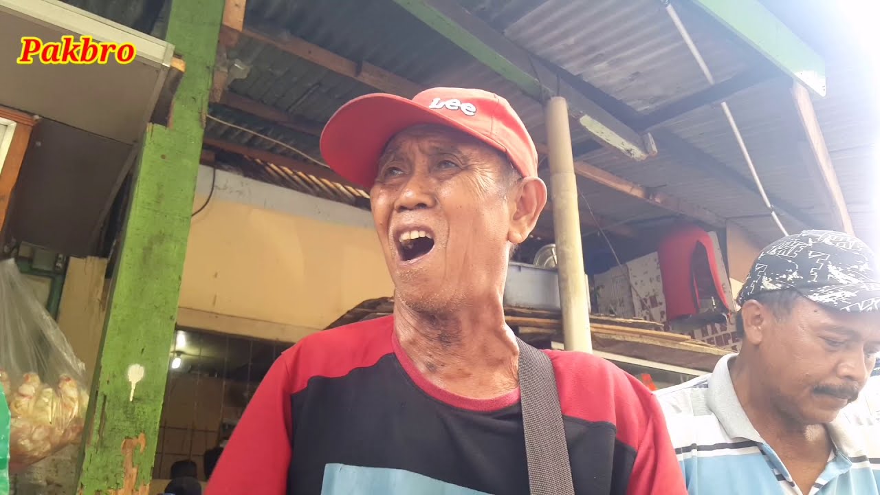 Kakek Pengamen Hebat Jago Main Gitar Kendang Puja / Wahai Pesona Rhoma Irama