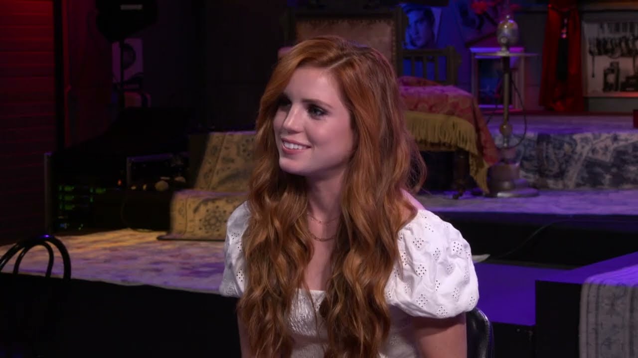 Sydney Sierota - Lead Singer of Echosmith