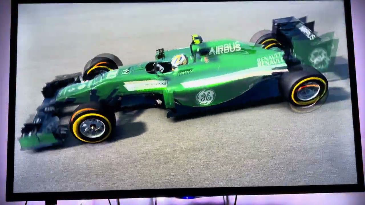 Маркус Эрикссон завоевал поул-позицию с преимуществом в 1:58.687 секунды.