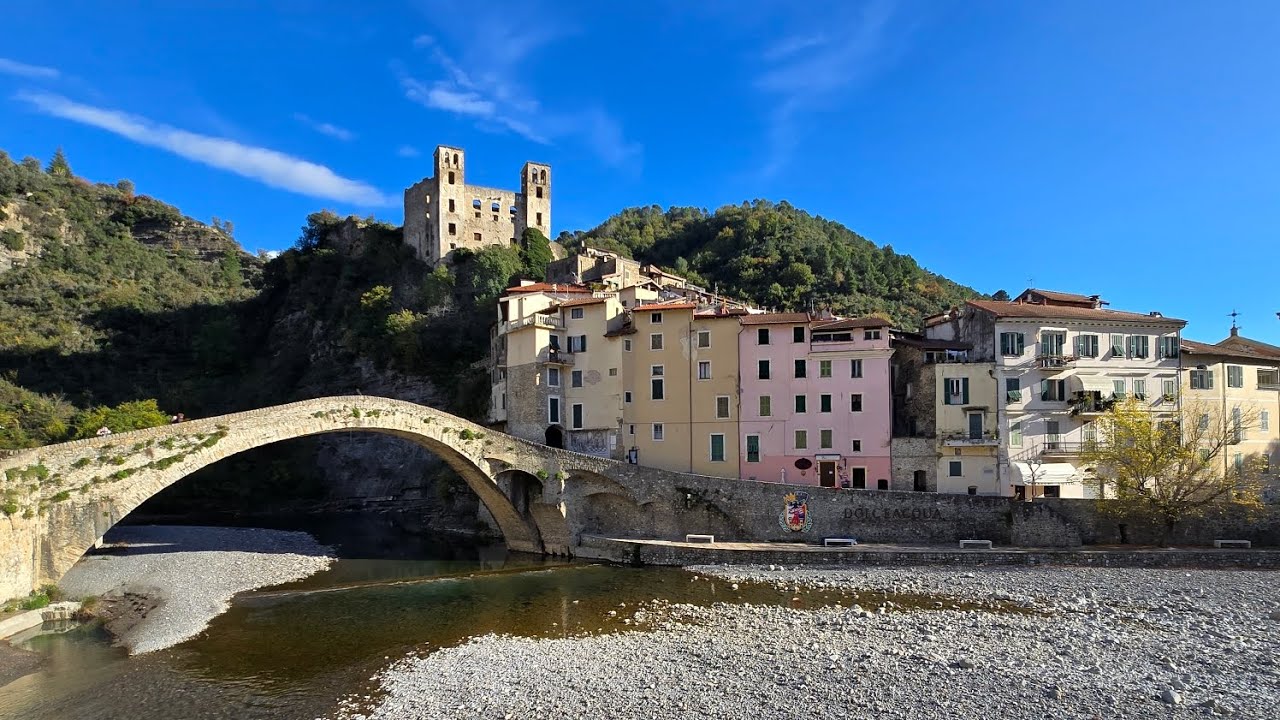 Explorer in Dolceacqua (IM)