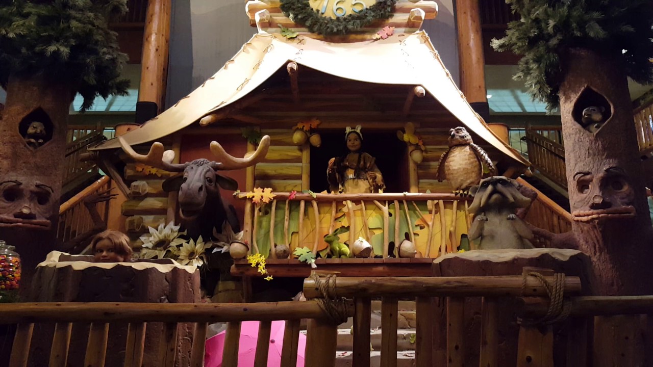 Great Wolf Lodge Great Clock Tower Show