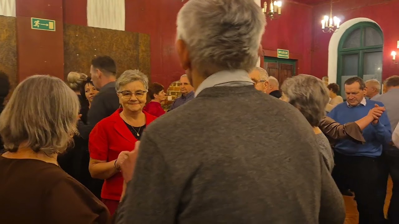 Siwy koń siwy koń, siodełecko niesie... Kapela Bursów.15 02 26. Szydłowiec.