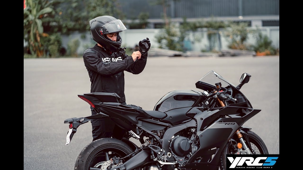 ไปรับรถ Yamaha R9 ล็อตแรก 1 ใน 40 คัน