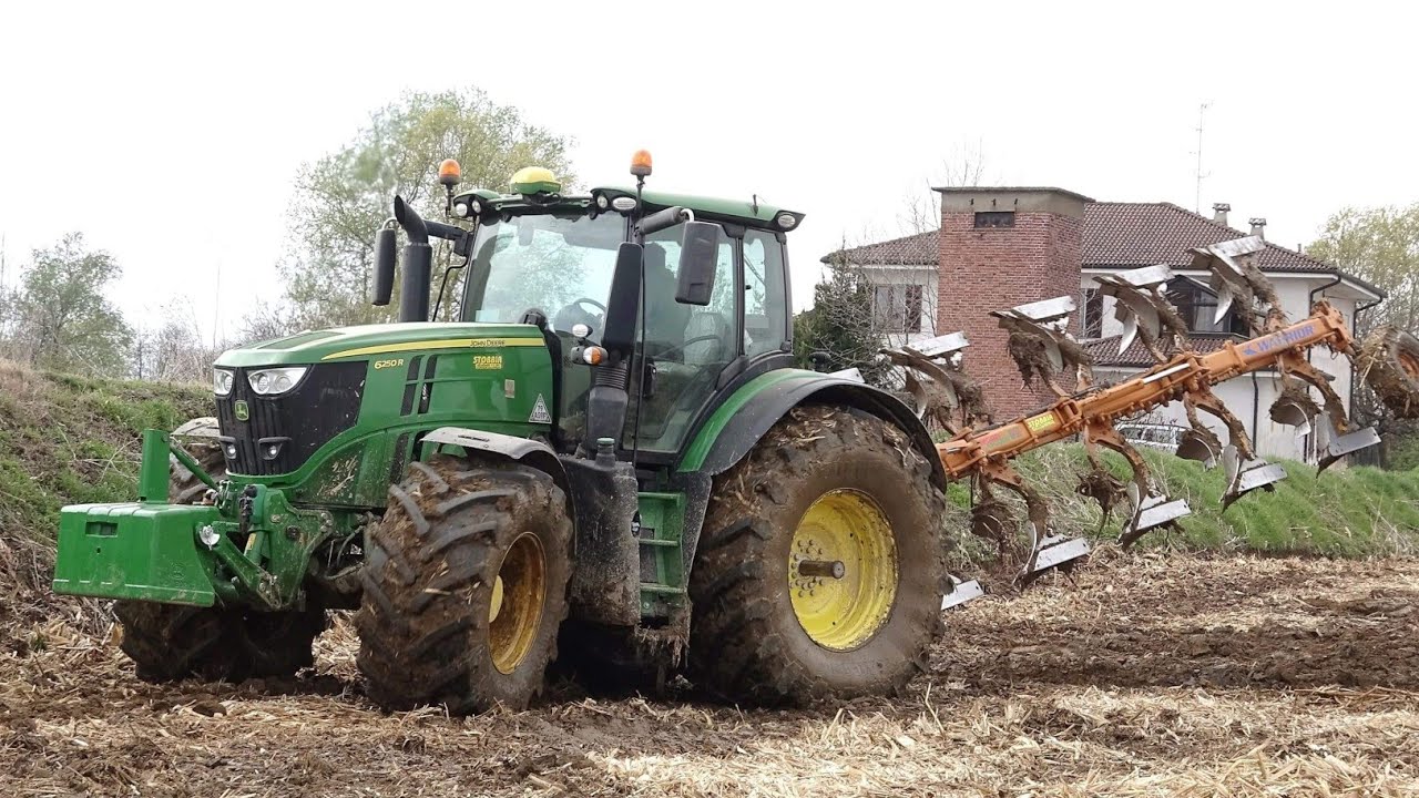 John Deere 6250 R | MORO Aratri Warrior