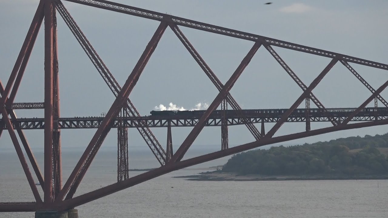 Flying Scotsman Centenary, Crossing the Forth Bridge