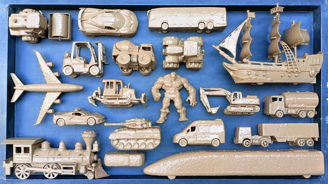 Membersihkan Mainan Mobil Balap, Truk Molen, Pesawat, Kereta Cepat, Beko, Bus Tingkat, Tank Baja