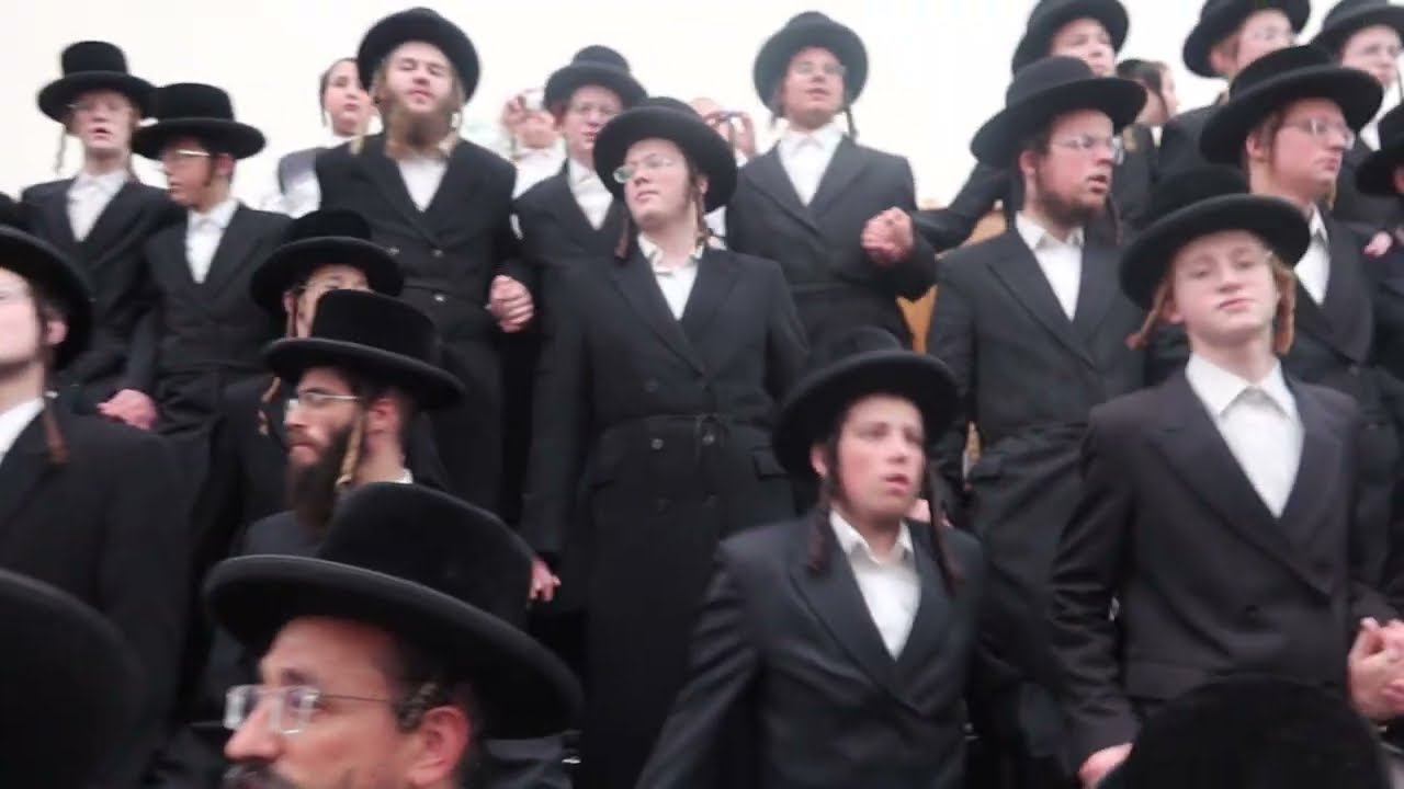 #4שמחת בר המצווה – נכד האדמו