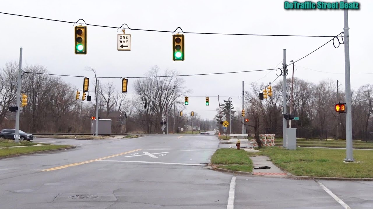 Traffic Lights Near Railroad Crossing After Upgrade | Oakland & Nevada