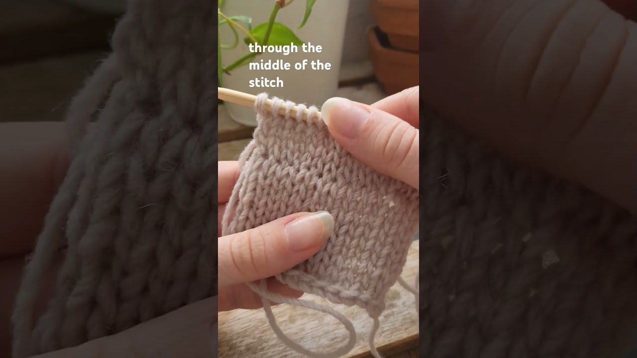 Picking up stitches in the middle of the stitch versus inbetween #knittinghelp #knittinghack