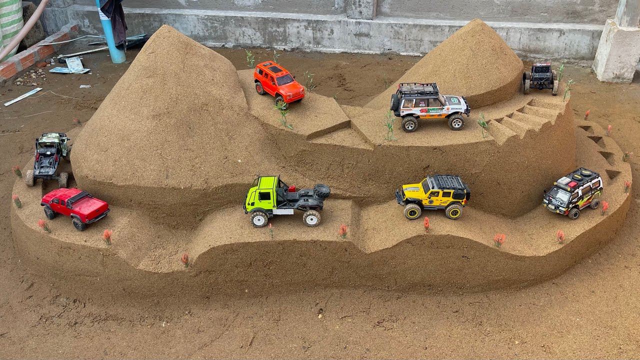 RC Off-Road Extreme Mountain Challenge &ndash; Can They Survive This Track?
