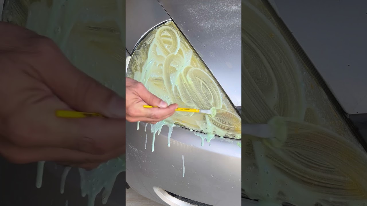 Como limpar o farol do carro 🚗 de forma simples e pr&aacute;tico 👏🏻 #diy #tips #solucoes