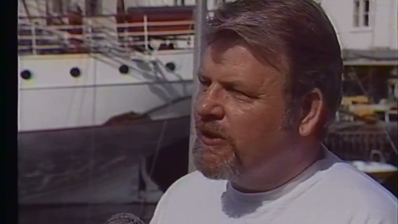 B&aring;tmesse i Arendal 1992.  Fra TV-Drammen lokal-TV, kopi fra VHS-b&aring;nd.