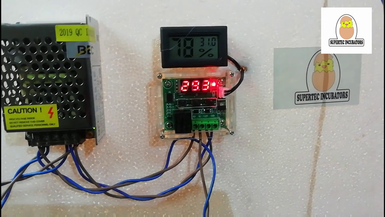 200 Egg Incubator ( Supertec incubator )