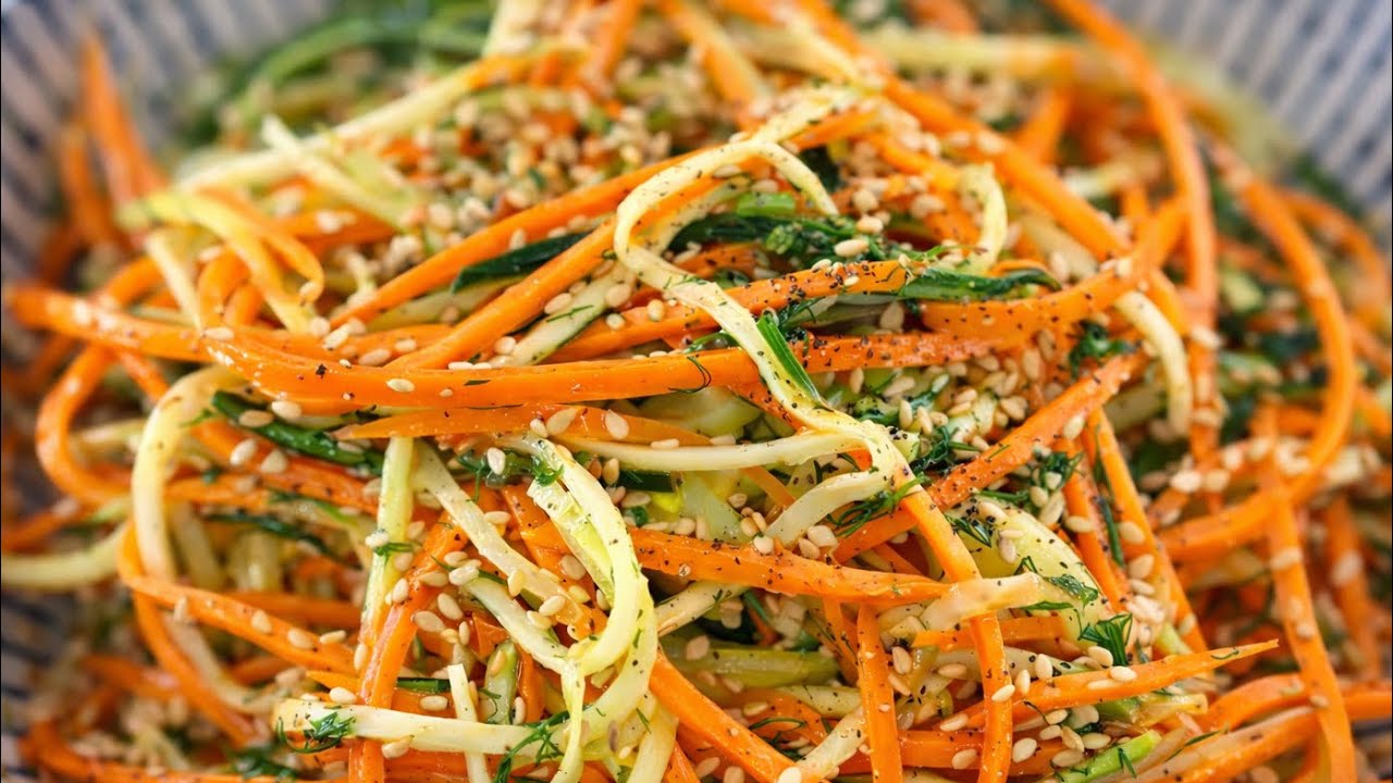 Healthy Carrot & Zucchini Salad 🥗 | Easy Clean Eating Recipe